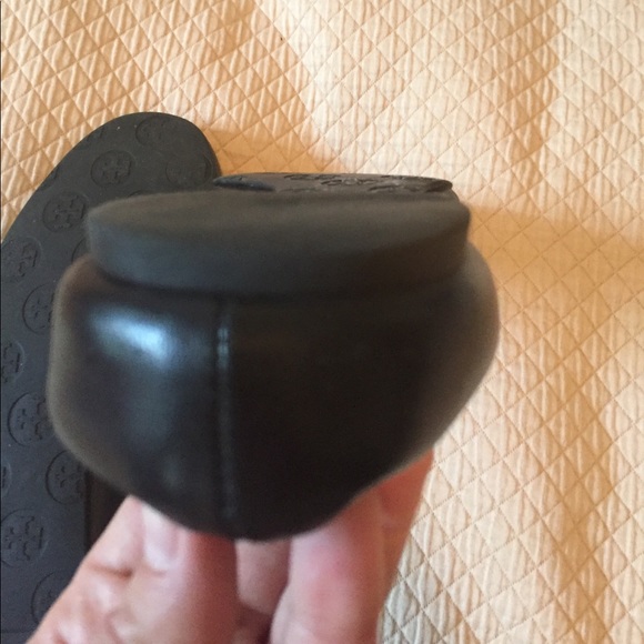 Tory Burch Black Reva Size 10 EUC 🎉HP 3.26.21🎉 - Picture 4 of 6